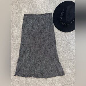 NWOT Auguste the Label Printed Midi Skirt